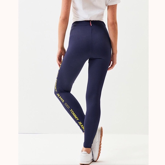 Tommy Jeans Logo Taped Leggings in Blue - Picture 4 of 8